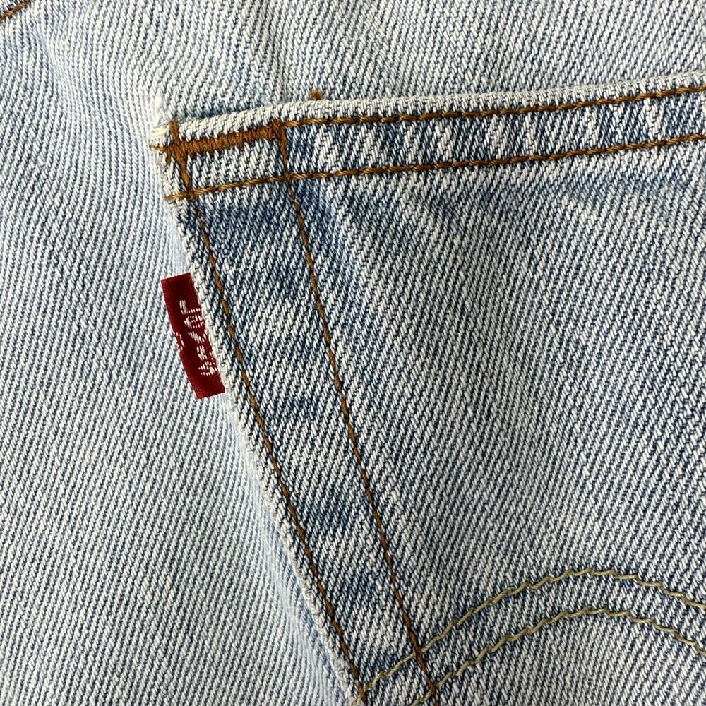 Levi’s 505 Regular Fit Straight Leg 40”x30” Light Wash Jeans‎ - Picture 4 of 10